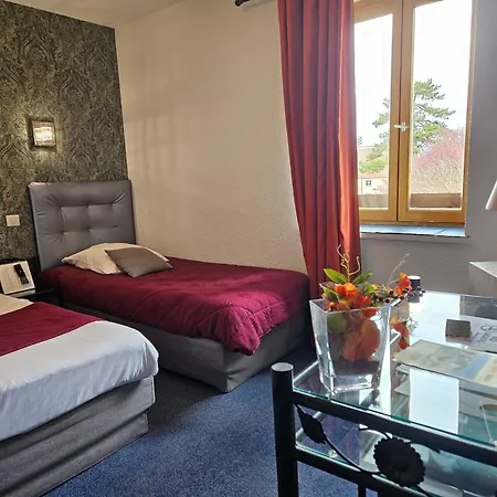 Logis Hotel-restaurant Le Val D'amby