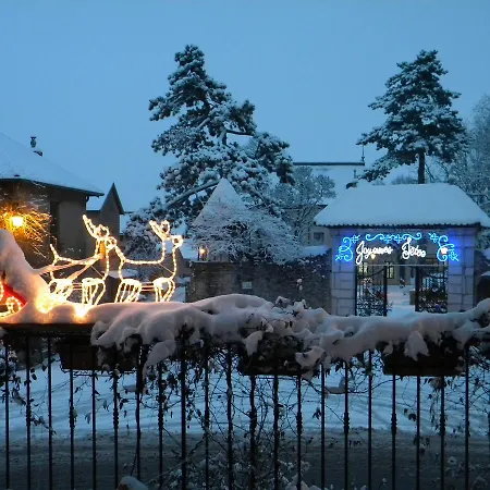 Logis Hotel-restaurant Le Val D'amby Отель