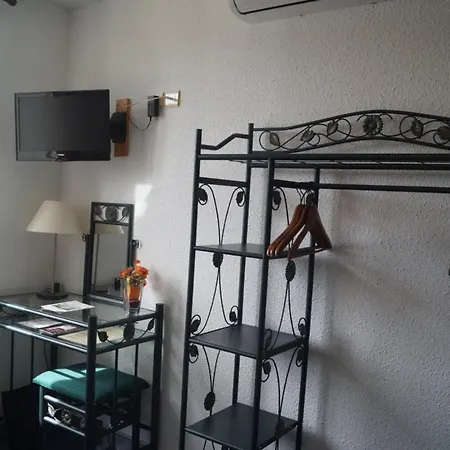 Logis Hotel-restaurant Le Val D'amby Hieres-Sur-Amby